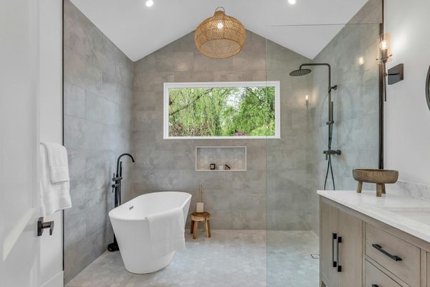 Bathroom, Free Standing Baths, Glass Shower, Interior, Recessed Lighting