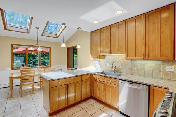 Dining room, Interior, Kitchen, Pendant Lights, Recessed Lighting