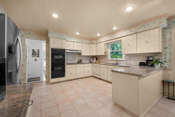 Interior, Kitchen, Recessed Lighting