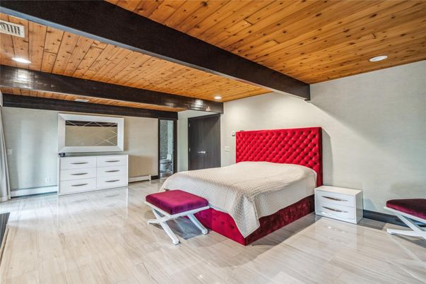 Bedroom, Interior, Recessed Lighting, Wooden Beams, Wooden Ceilings, Wood Texture Flooring