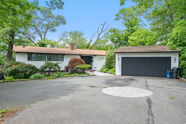 Attached, Detached Garage, Exterior, Facade, Ranch