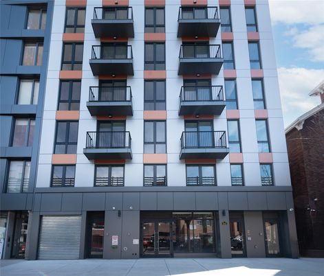 Exterior, Facade, Condo Building