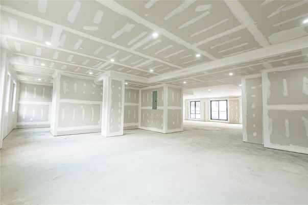 Empty room, Interior, Recessed Lighting