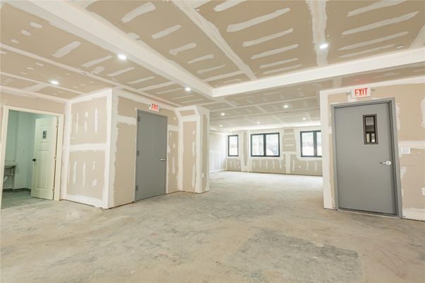 Empty room, Interior, Recessed Lighting