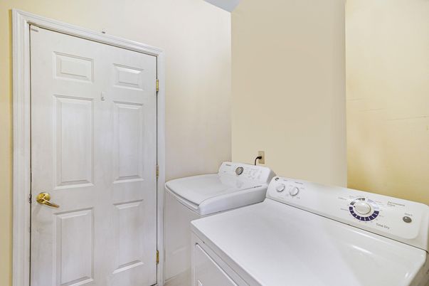 Interior, Washer