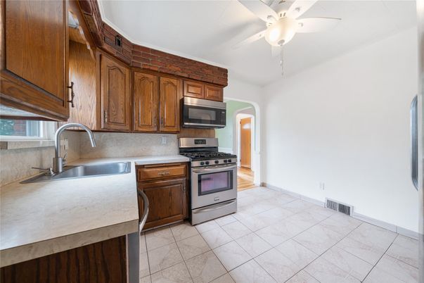 Interior, Kitchen, Stainless Steel Appliances