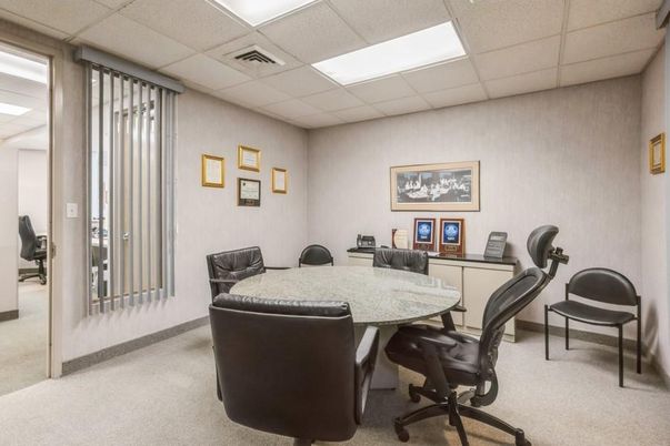 Dining room, Interior, Recessed Lighting