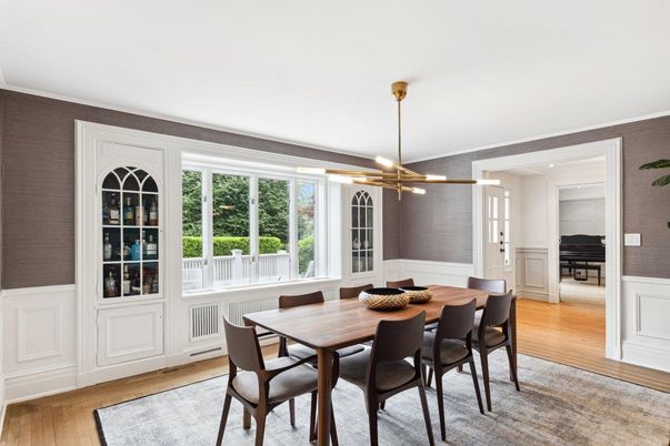 Dining room, Interior, Pendant Lights, Piano, Wood Texture Flooring