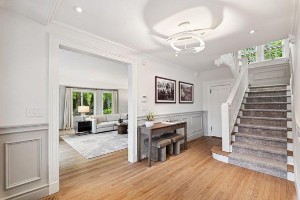 Interior, Living room, Pendant Lights, Recessed Lighting, Wood Texture Flooring