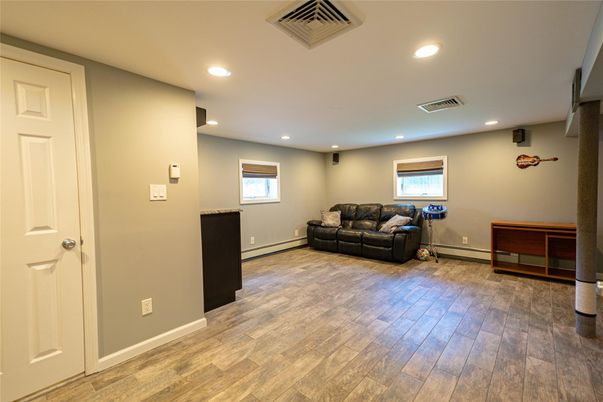 Interior, Recessed Lighting, Wood Texture Flooring