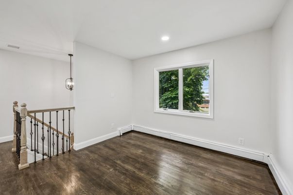 Empty room, Interior, Pendant Lights, Recessed Lighting, Wood Texture Flooring