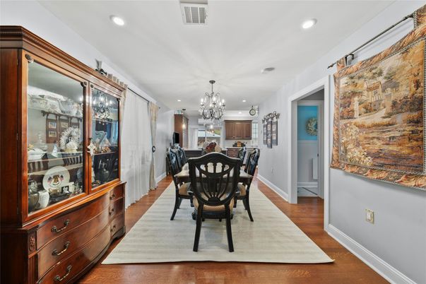 Chandelier, Dining room, Interior, Recessed Lighting, Wood Texture Flooring
