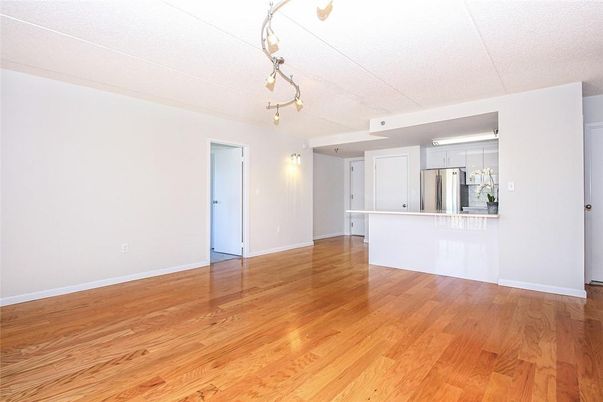 Empty room, Interior, Kitchen, Wood Texture Flooring