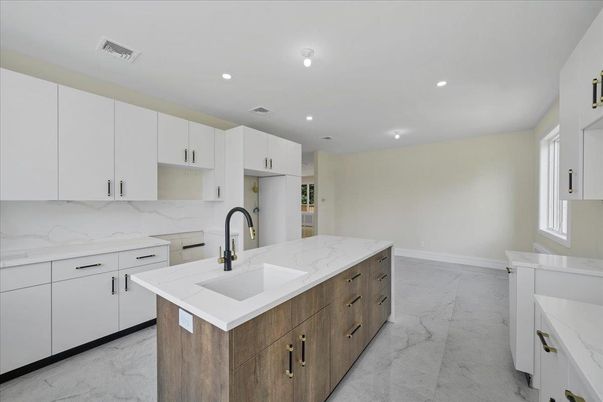 Interior, Kitchen, Marble, Marble Walls, Recessed Lighting