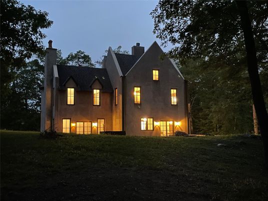 Backyard, Exterior, Facade, French Provincial