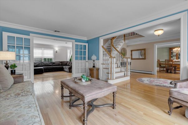 Chandelier, Dining room, Interior, Living room, Wood Texture Flooring