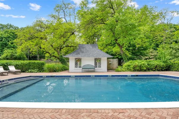 Exterior, Fireplace, Pool
