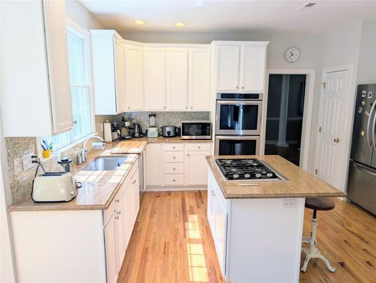 Interior, Kitchen, Recessed Lighting, Wood Texture Flooring