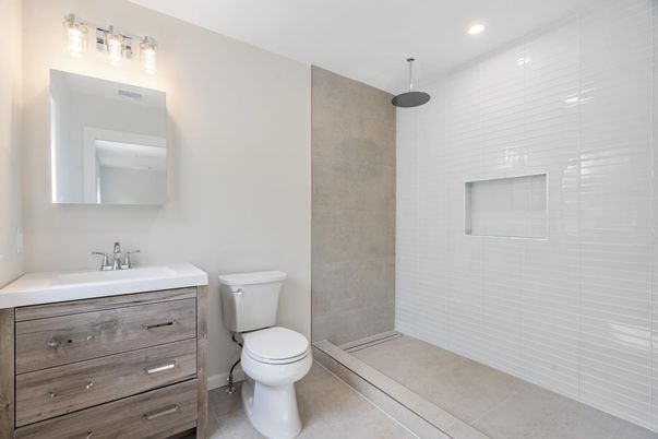 Bathroom, Interior, Recessed Lighting