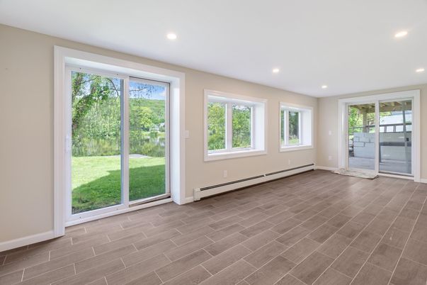 Empty room, Interior, Recessed Lighting