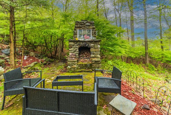 Exterior, Fireplace