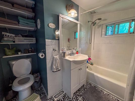 Bathroom, Interior