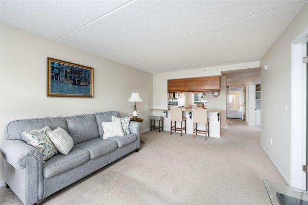 Interior, Kitchen, Living room, Recessed Lighting