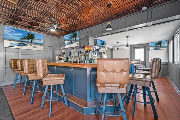 Interior, Pendant Lights, Wood Texture Flooring