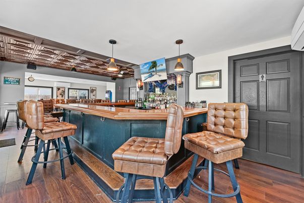 Interior, Pendant Lights, Wood Texture Flooring