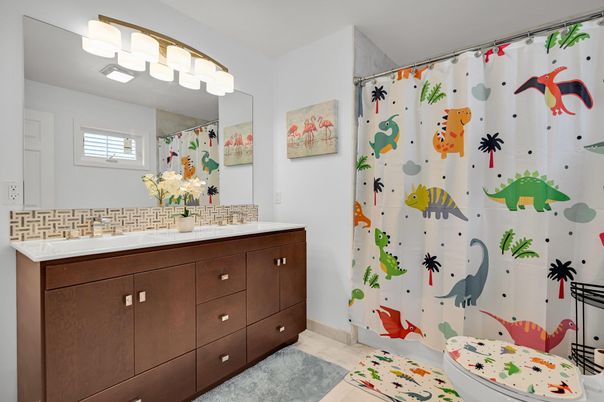 Bathroom, Interior
