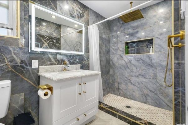 Bathroom, Interior, Marble Walls, Recessed Lighting