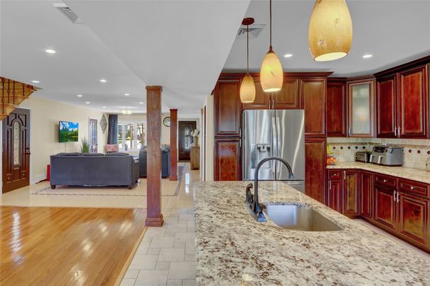 Interior, Kitchen, Living room, Pendant Lights, Recessed Lighting, Stainless Steel Appliances, Wood Texture Flooring
