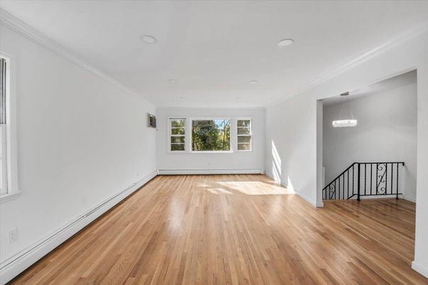 Empty room, Interior, Pendant Lights, Recessed Lighting, Wood Texture Flooring