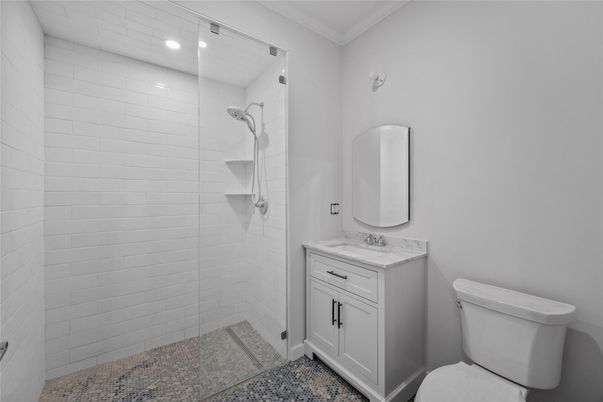 Bathroom, Interior, Recessed Lighting