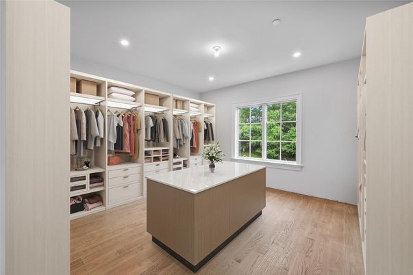 Interior, Recessed Lighting, Walk-in Closets, Wood Texture Flooring