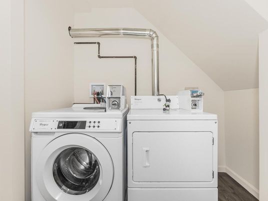 Interior, Washer, Wood Texture Flooring