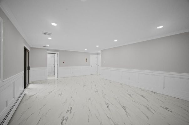 Empty room, Interior, Marble, Recessed Lighting