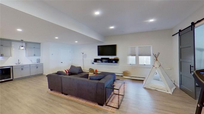 Interior, Kitchen, Living room, Pendant Lights, Recessed Lighting, Wood Texture Flooring