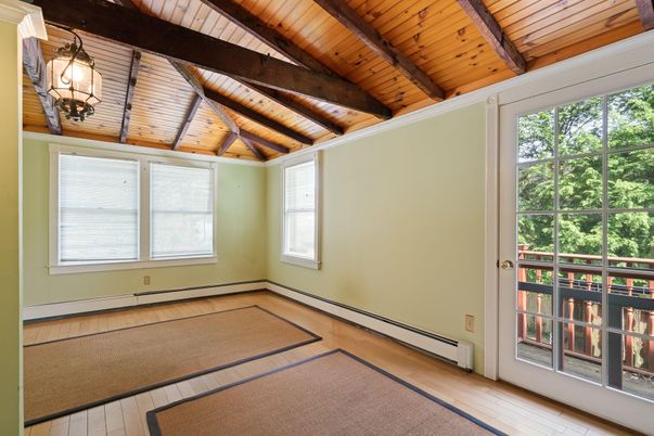 Empty room, Interior, Pendant Lights, Wooden Beams, Wooden Ceilings, Wood Texture Flooring