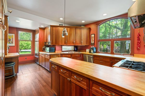 Interior, Kitchen, Pendant Lights, Recessed Lighting, Wood Texture Flooring