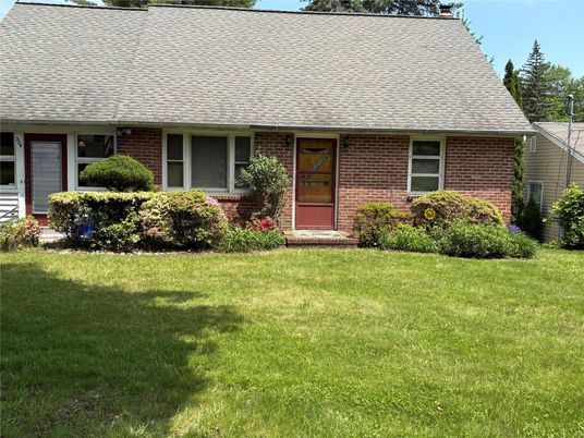 Exterior, Facade, Brick Facade, Cape Cod