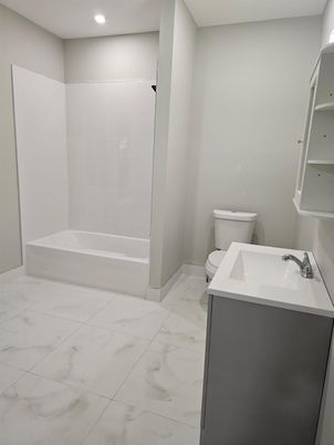 Bathroom, Interior, Marble, Recessed Lighting