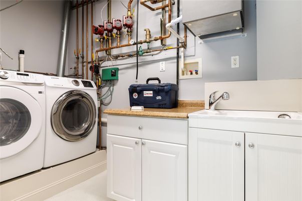 Interior, Washer