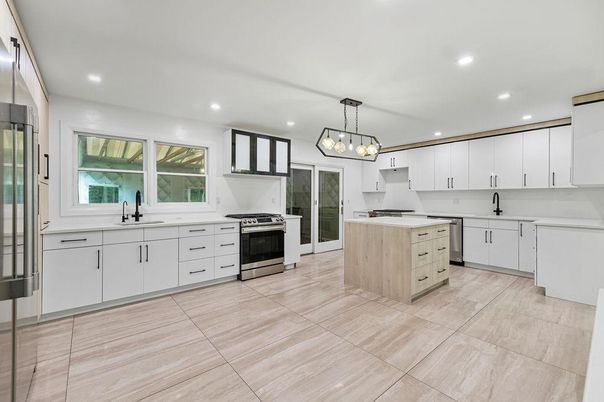 Interior, Kitchen, Pendant Lights, Recessed Lighting, Stainless Steel Appliances