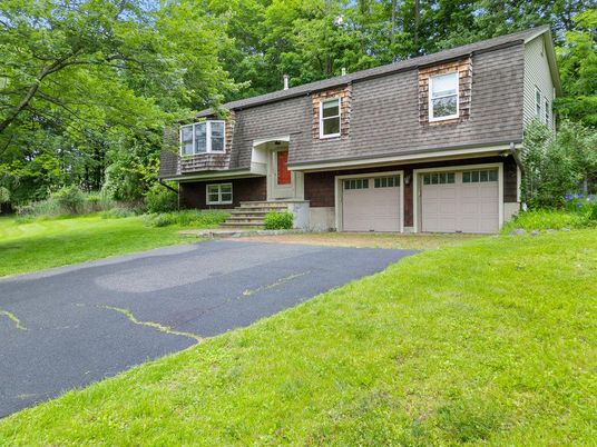 Attached, Exterior, Facade, Raised Ranch