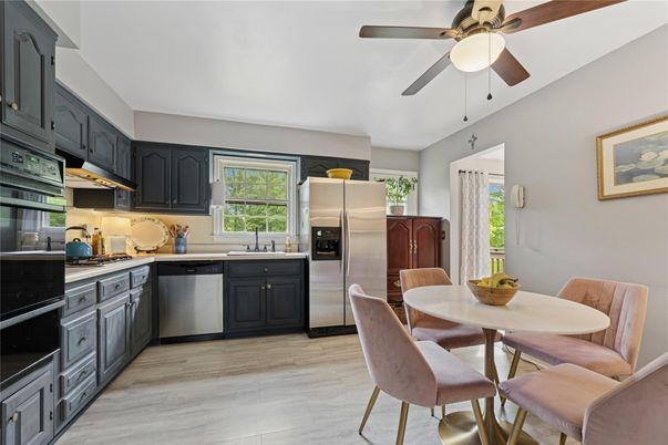 Dining room, Interior, Kitchen, Stainless Steel Appliances, Wood Texture Flooring