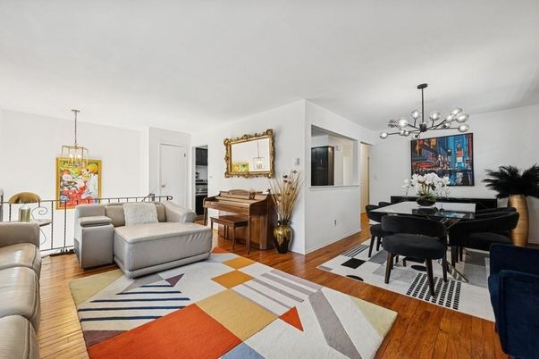 Dining room, Interior, Living room, Pendant Lights, Piano, Wood Texture Flooring