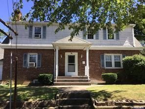 Exterior, Facade, Brick Facade, Cape Cod