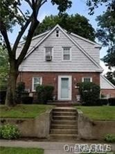 Exterior, Facade, Brick Facade, Cape Cod