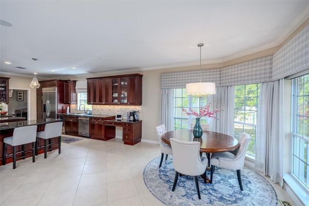 Dining room, Interior, Kitchen, Pendant Lights, Recessed Lighting, Stainless Steel Appliances